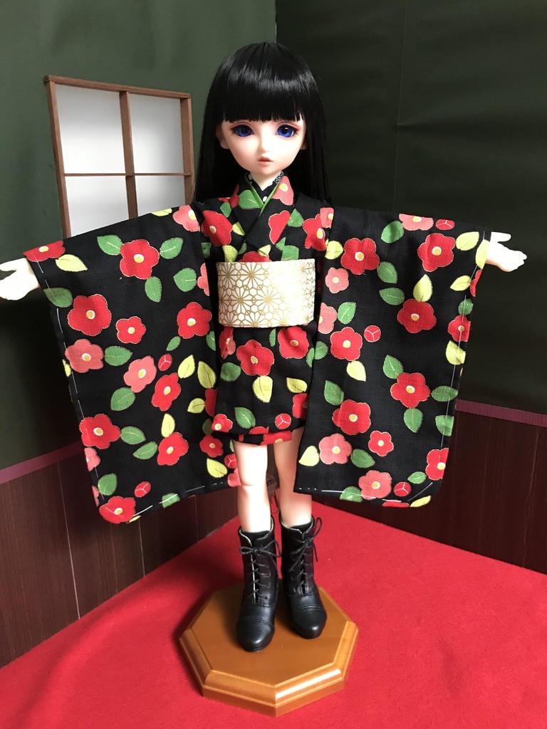 SDMサイズ 二尺袖着物 袴セット 黒椿×赤