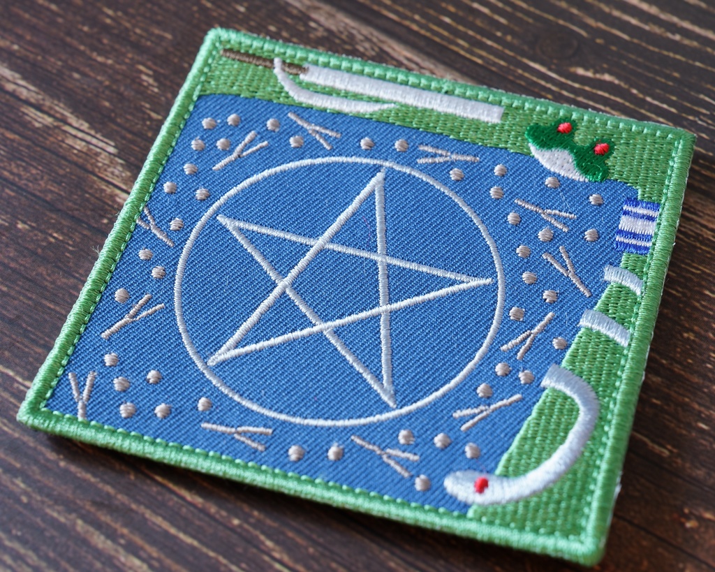 【東方Project 刺繍ワッペン20】東風谷早苗 (ベルクロ仕様)