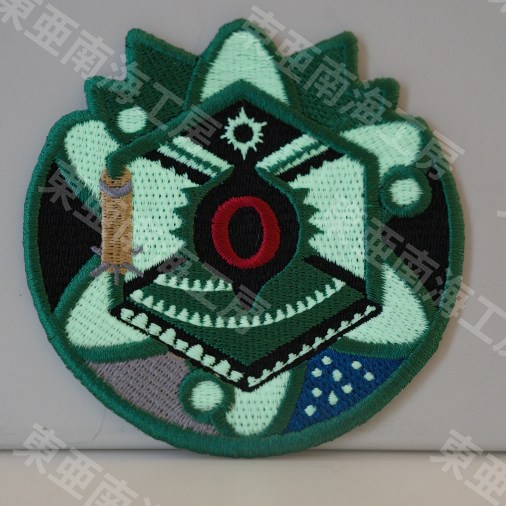 【東方Project 刺繍ワッペン26】霊烏路空 (アイロン仕様)