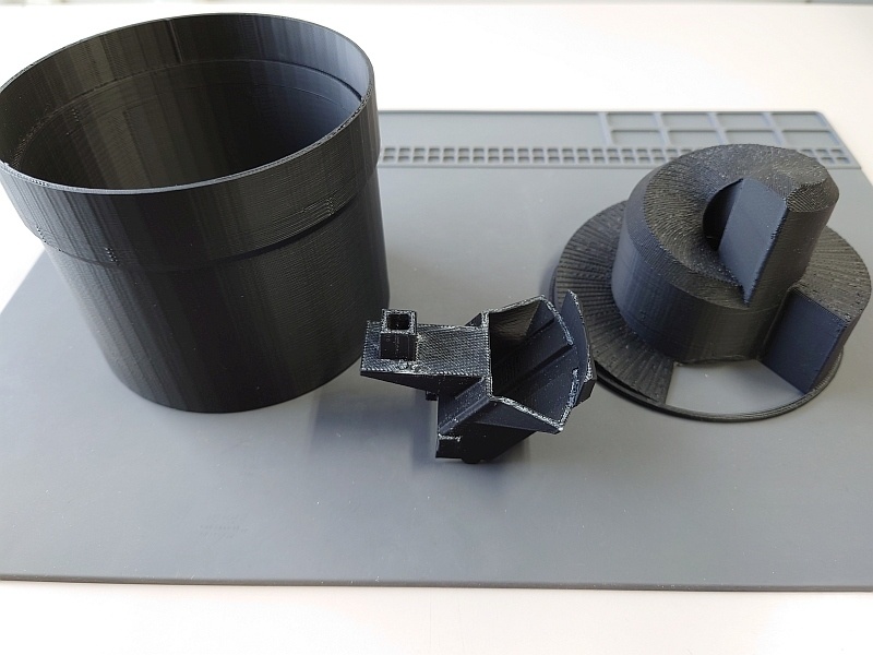 ボトルマンDX用ヘリカルサーバ(STLデータ)