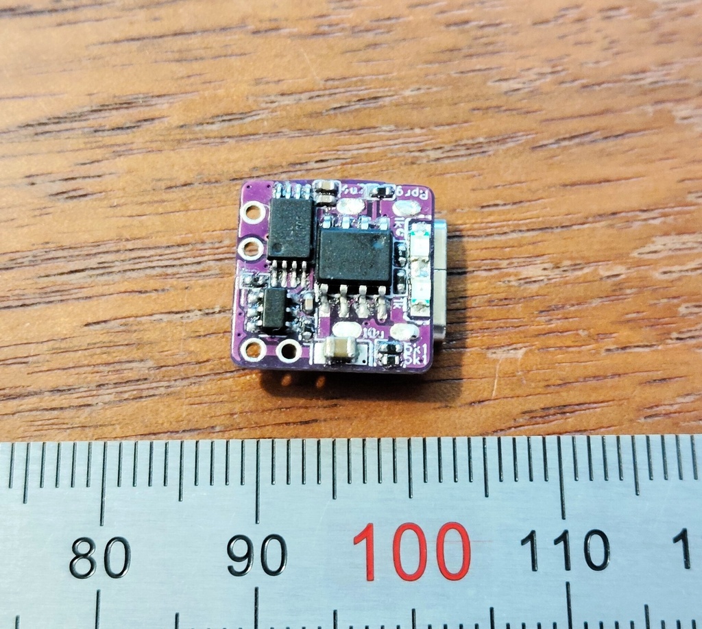 小型TP4056充電モジュール(リチウムイオン電池充電、互換品または同等品)