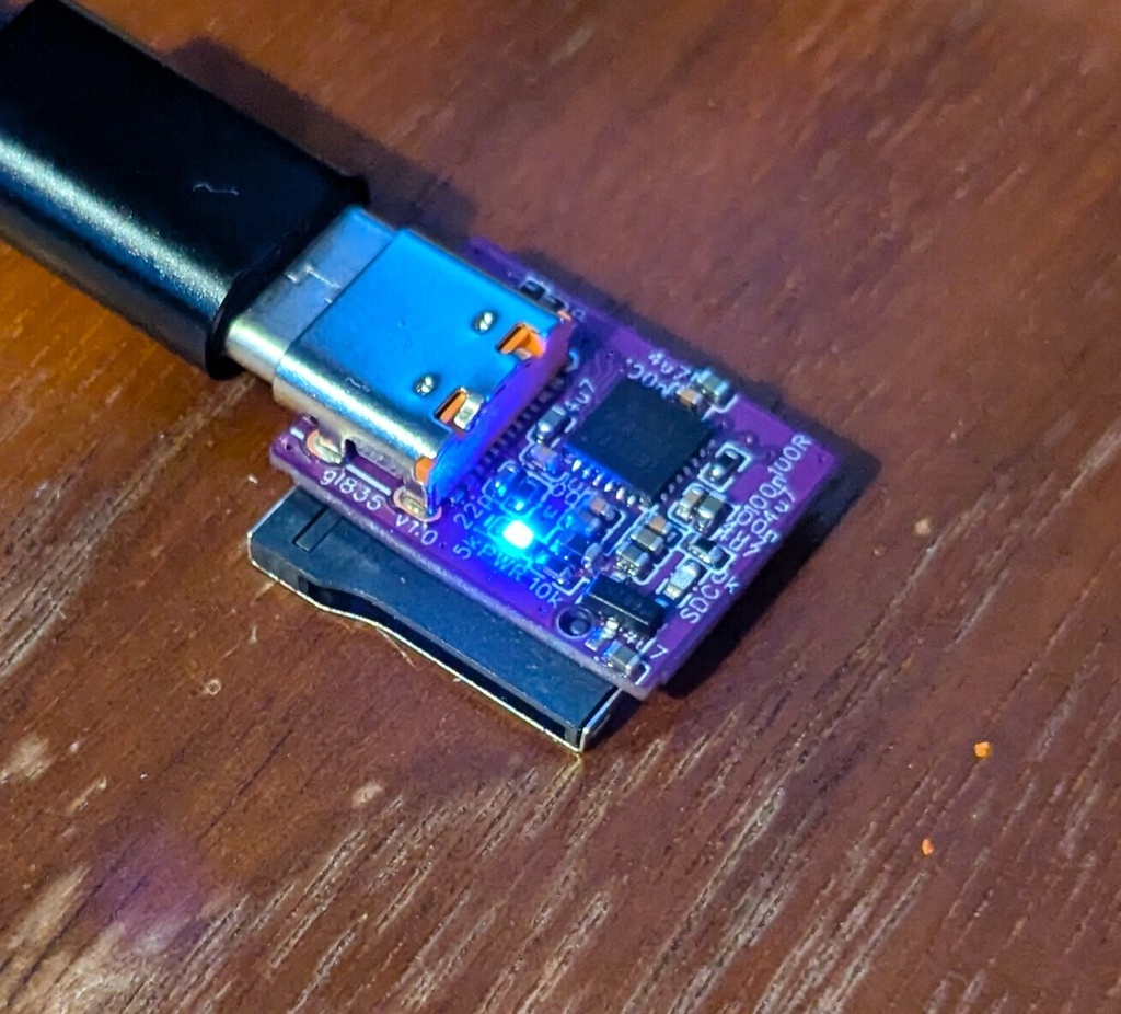 小型microSDカードリーダ (Type-C メス)