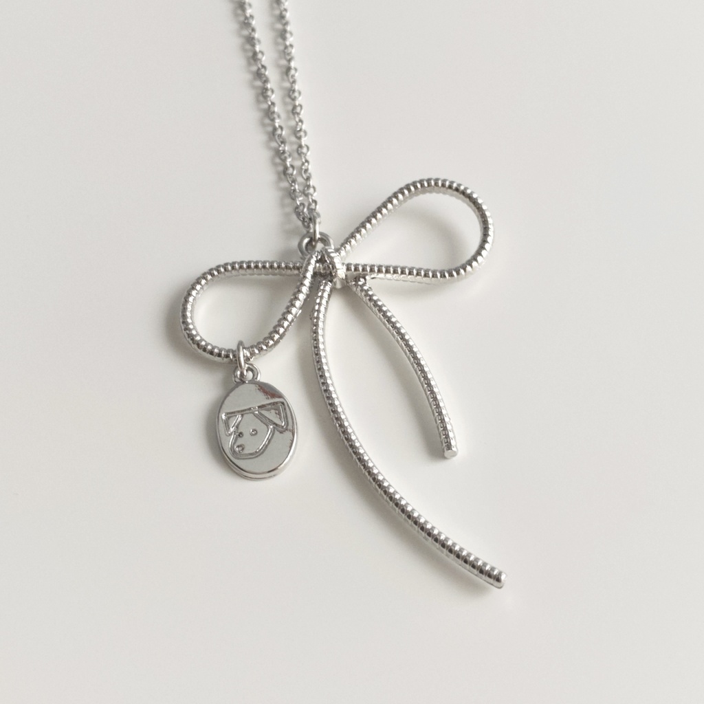 ribbon necklace