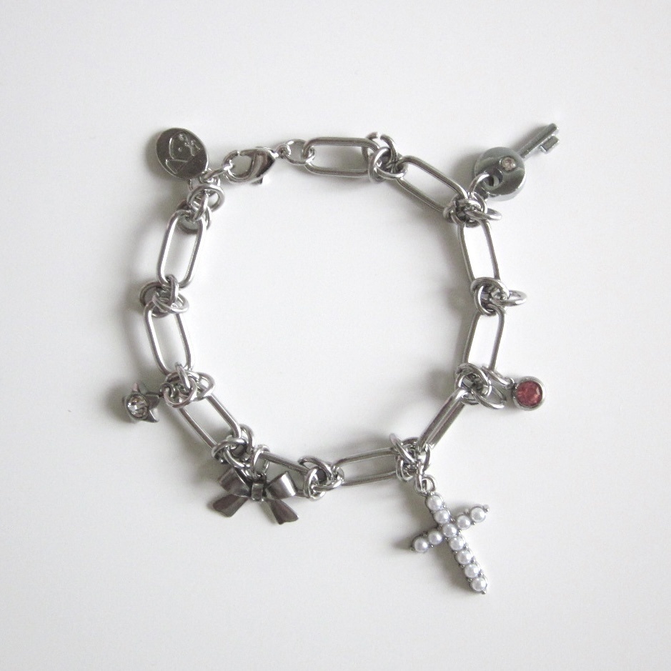 ✴︎cross & ribbon bracelet✴︎