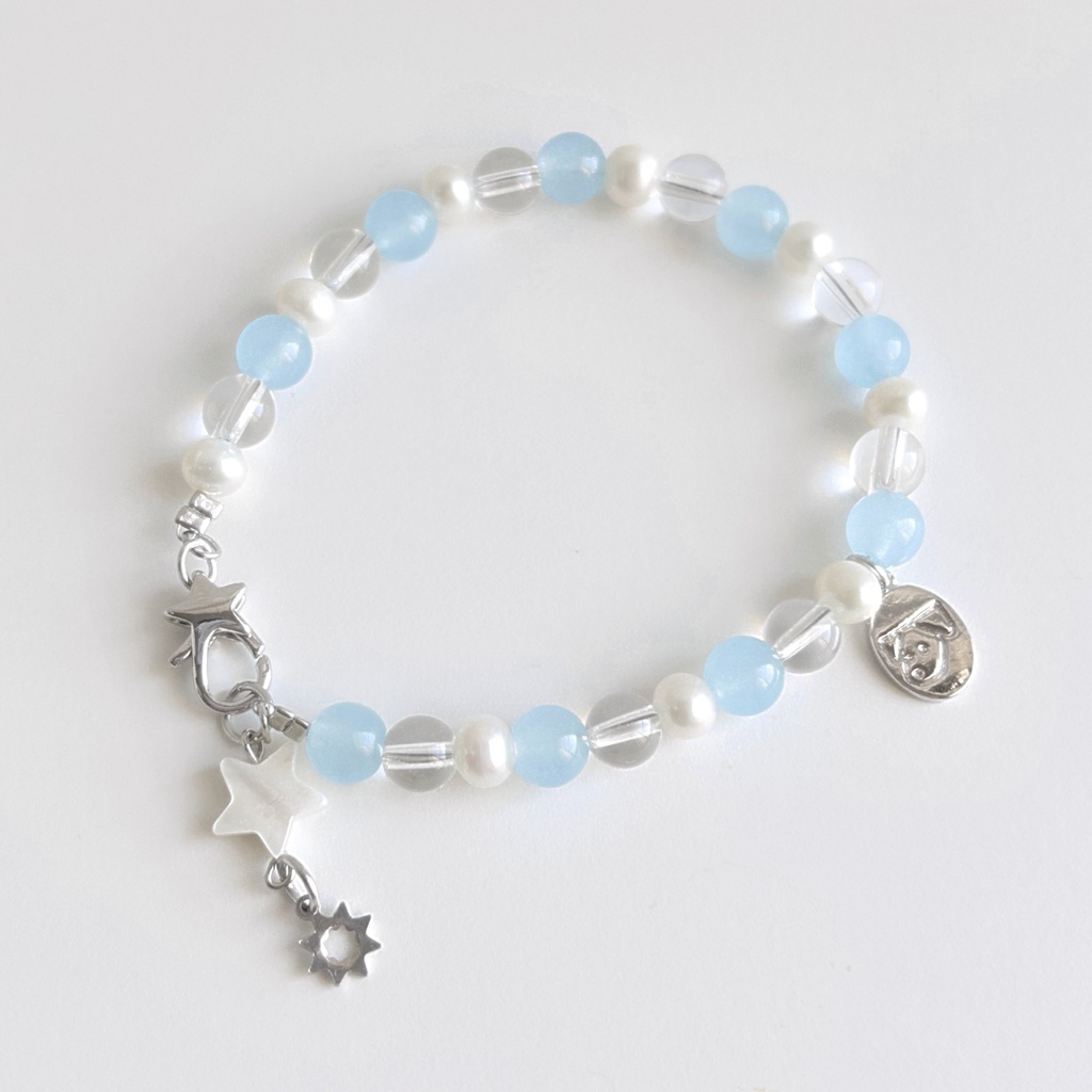 夏のきらめきブレスレット babyblue🫧