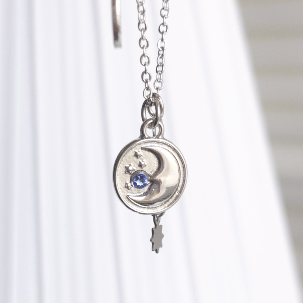 star & moon_necklace