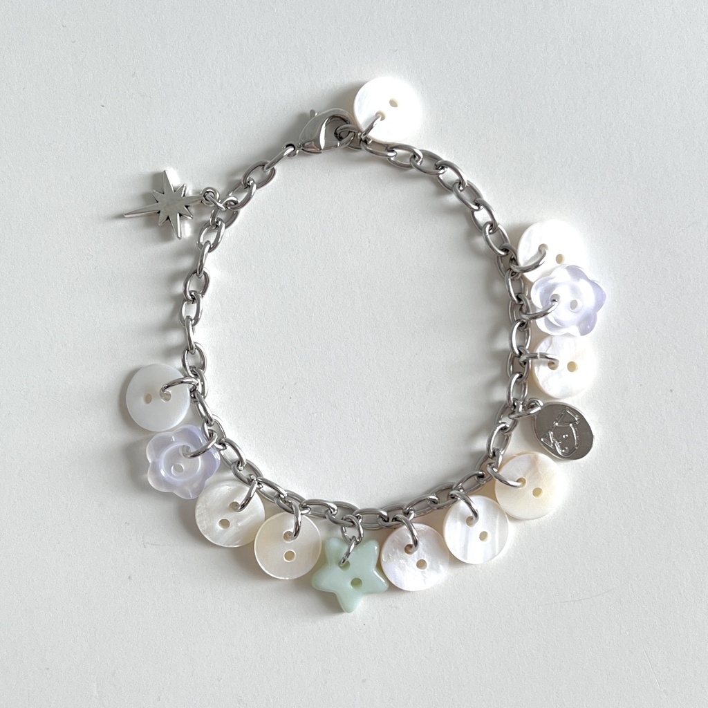twinkle shell buttons bracelet ✴︎