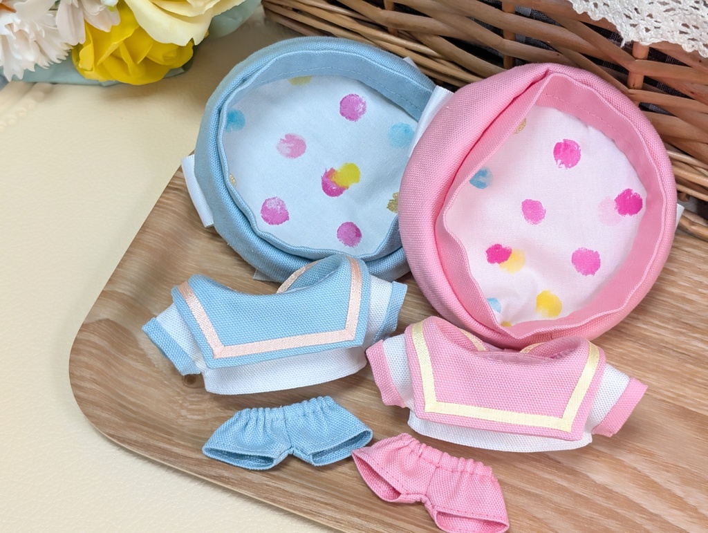 アイス屋さんのセーラー服