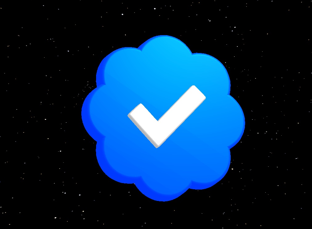 ( FREE ) Checkmark pin / item