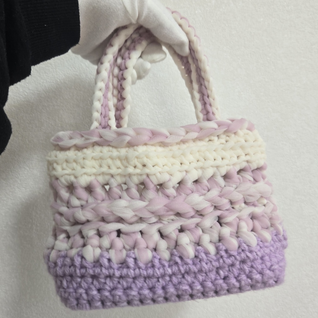 ストロベリーホイップ手提げバッグ