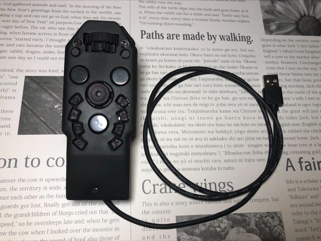 【STUDIOMATE Ω弐 -オメガ弐-】有線左手デバイス【28ボタン】