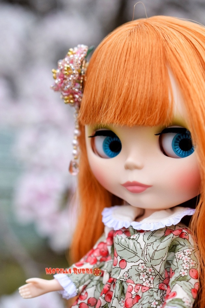 桜のヘアクリップ(後ろ飾り付き)