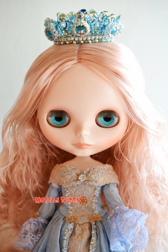 クラウン(ドール用)