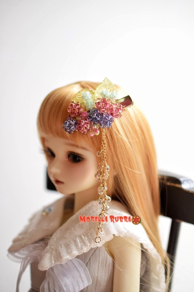 蕾のヘアクリップ