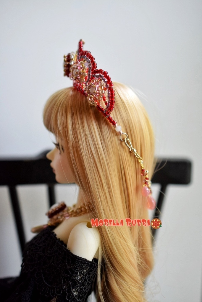 ココシニク風ティアラ(後ろ飾り付)