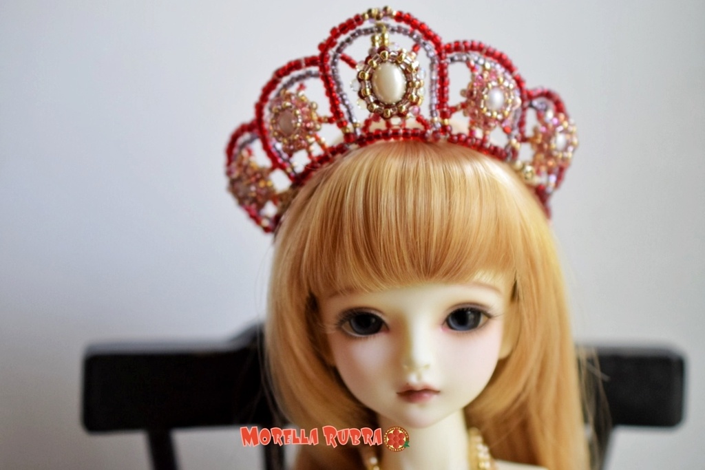 ココシニク風ティアラ(後ろ飾り付)