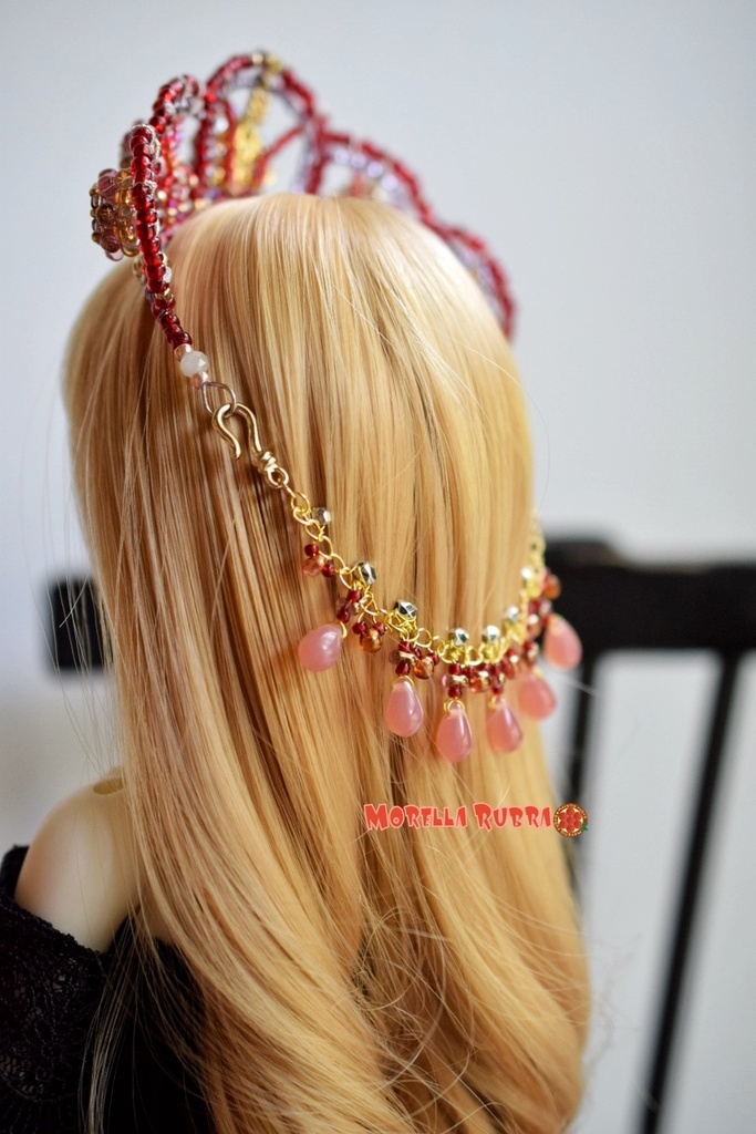 ココシニク風ティアラ(後ろ飾り付)