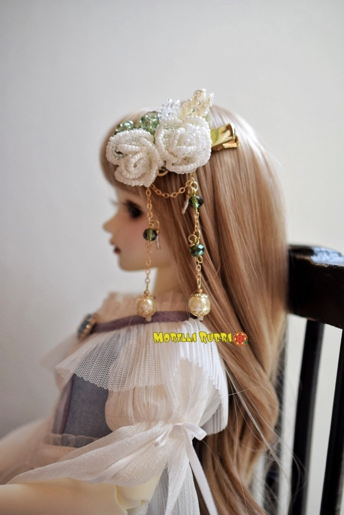 白薔薇のヘアクリップ