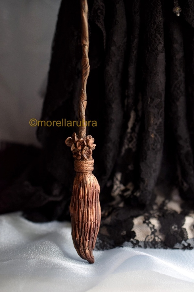 魔法の箒(38cm)