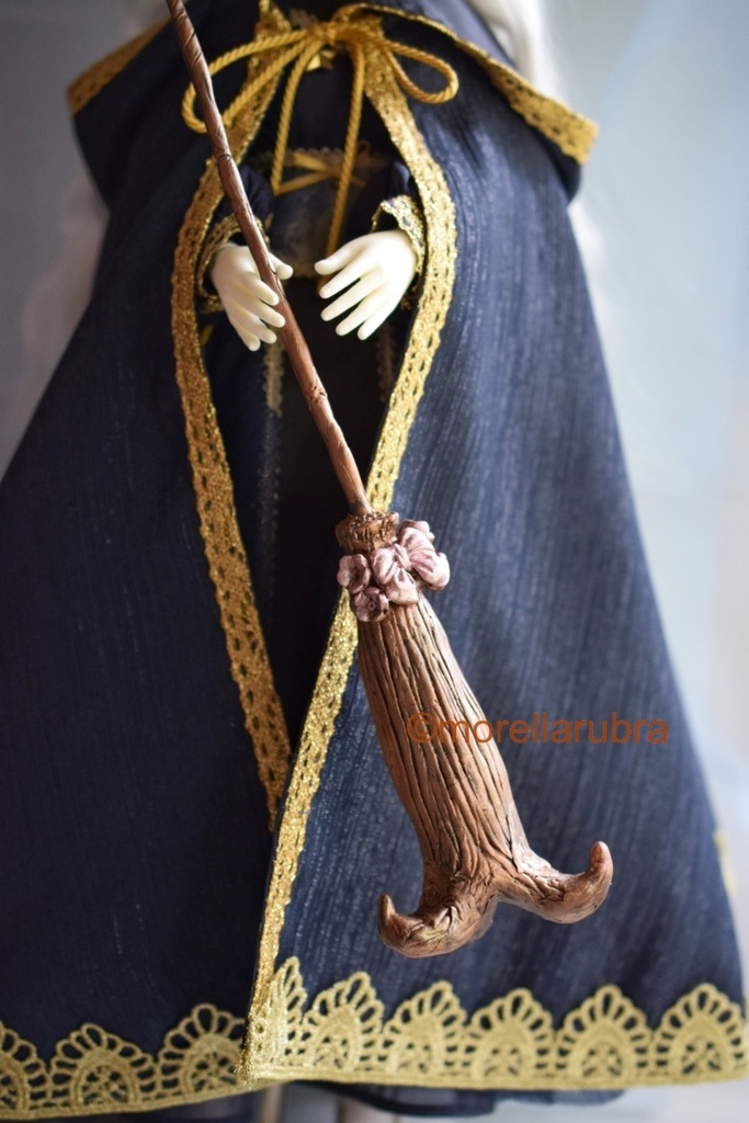 生きてる魔法の箒(36.5cm)