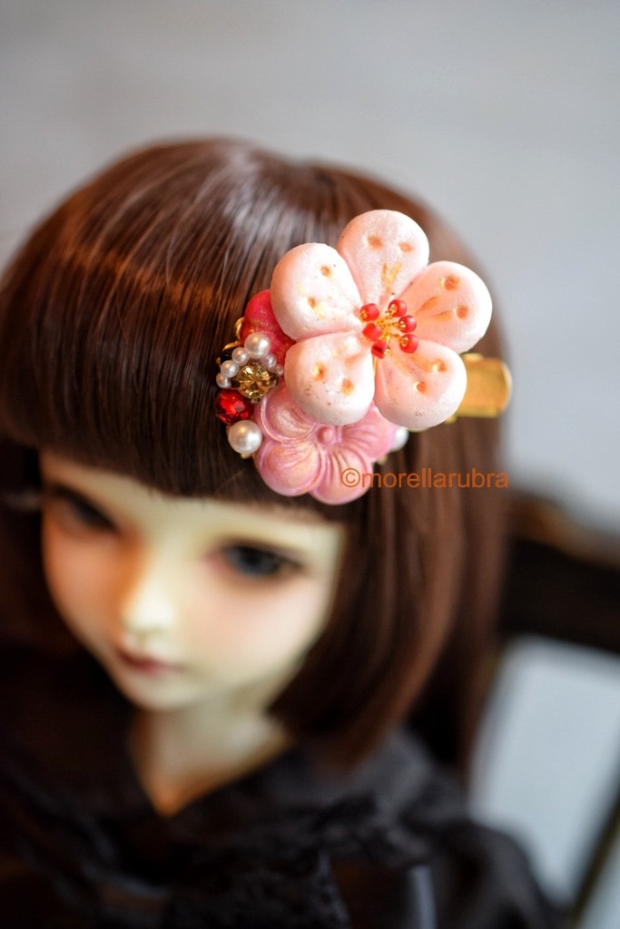 梅のヘアクリップ(薄桃)