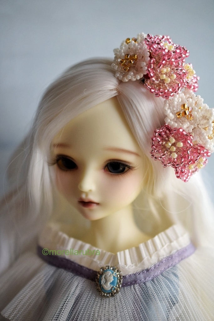 小花のヘアクリップ(2個セット)