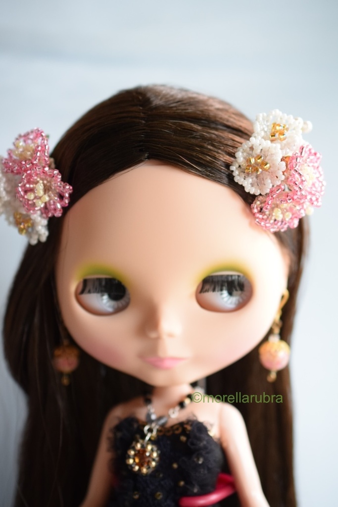 小花のヘアクリップ(2個セット)