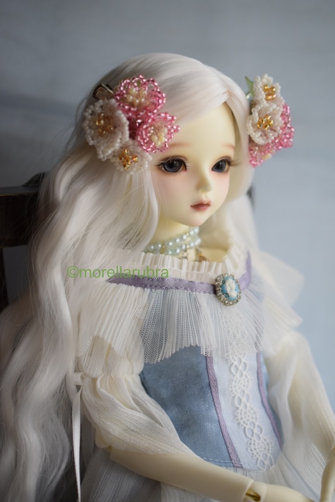 小花のヘアクリップ(2個セット)