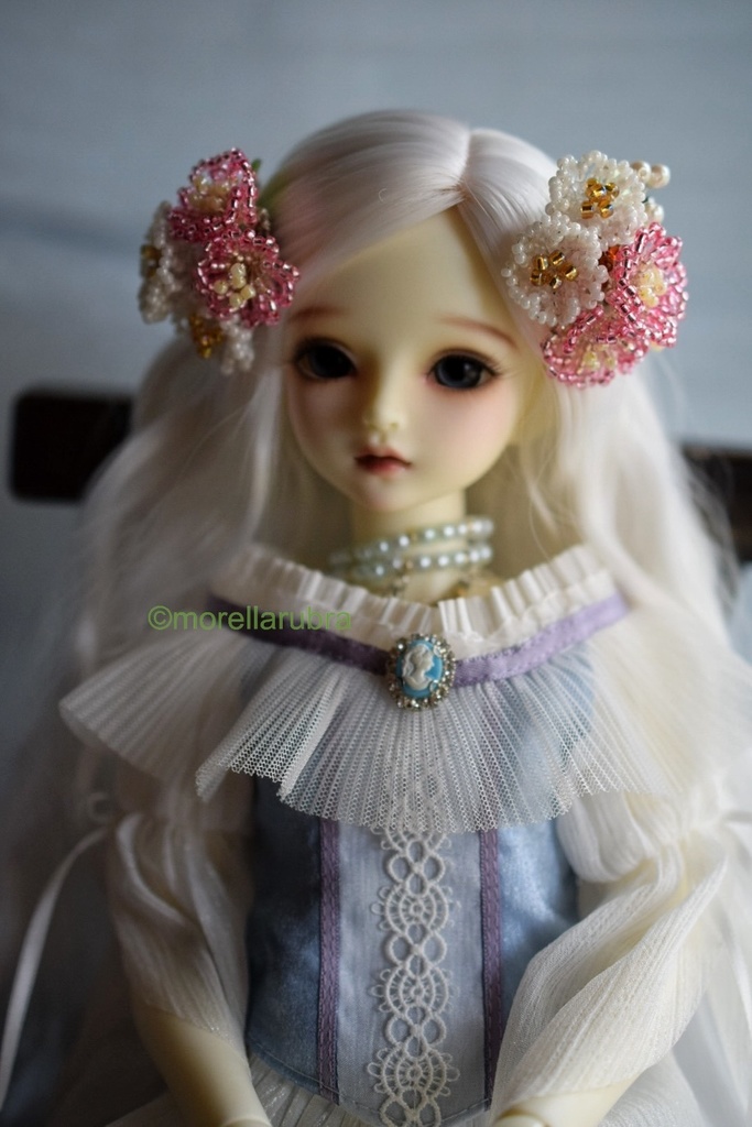 小花のヘアクリップ(2個セット)