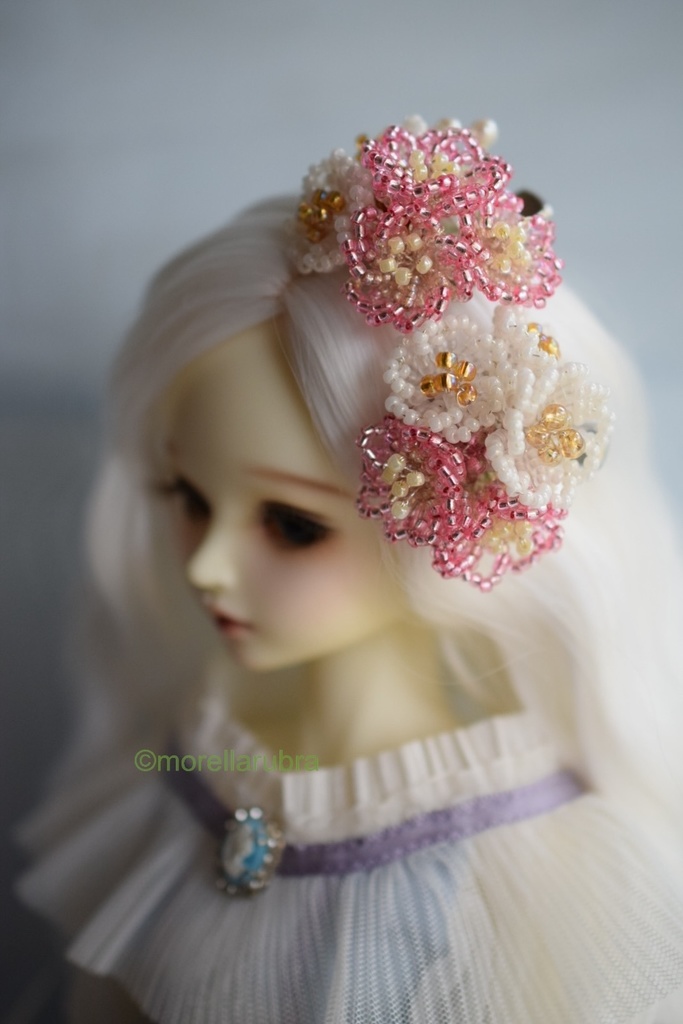 小花のヘアクリップ(2個セット)