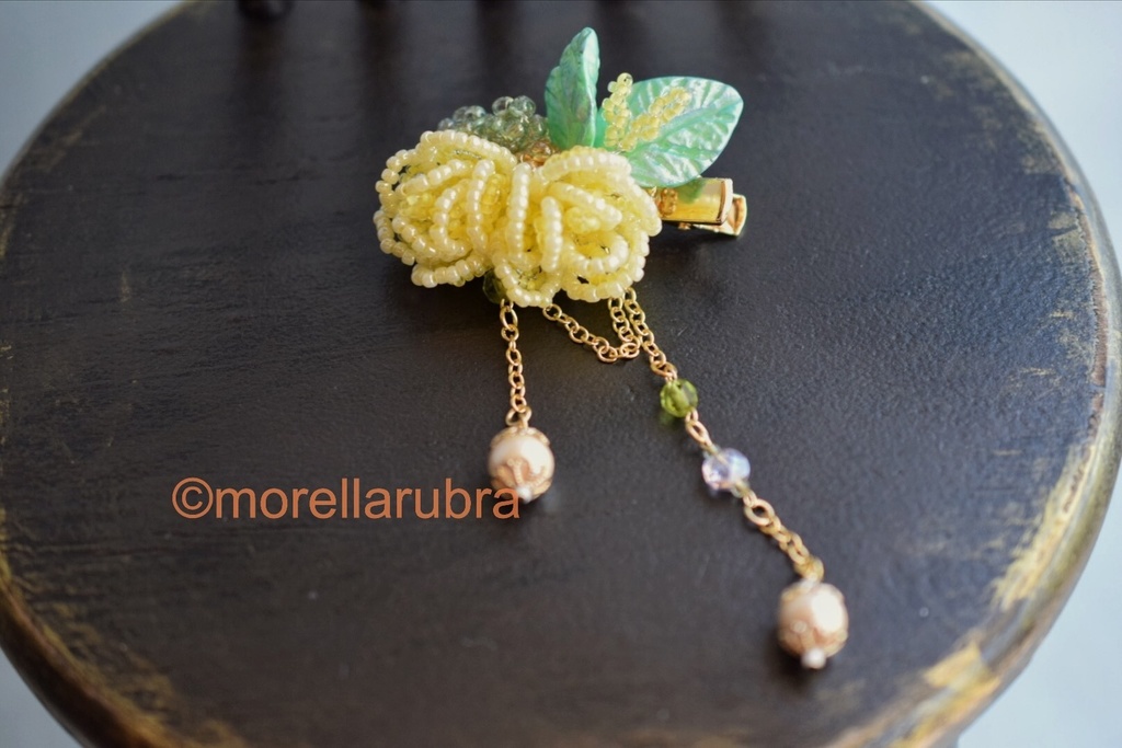 黄薔薇のヘアクリップ