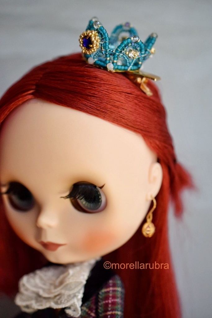 クラウン(ブルー・ヘアクリップ付き)