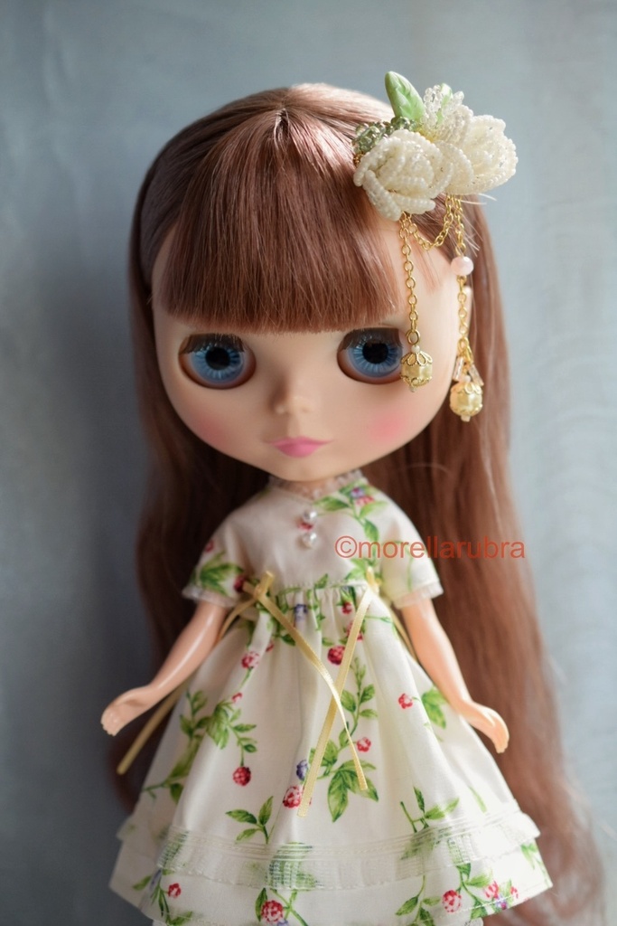 白薔薇の髪飾り(ヘアクリップ)