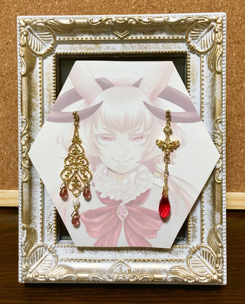 【アクセサリー】ピンクのうさぎ騎士