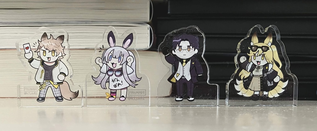 アクシオンゲートに応援してもらえる小さいアクスタ