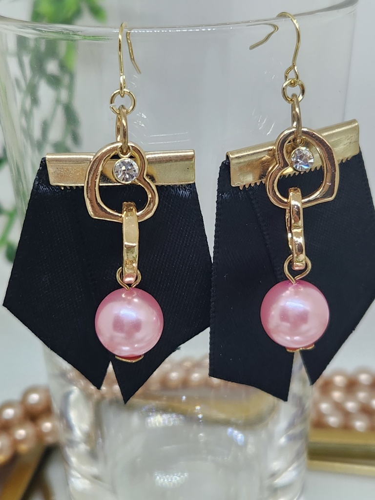 ノクナレアピアス・イヤリング