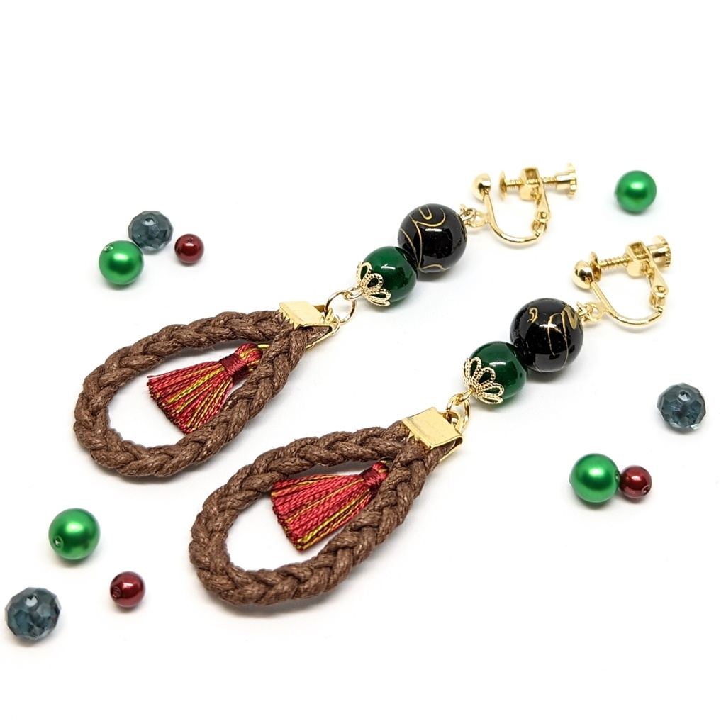 シャオロンの三つ編みイヤリング