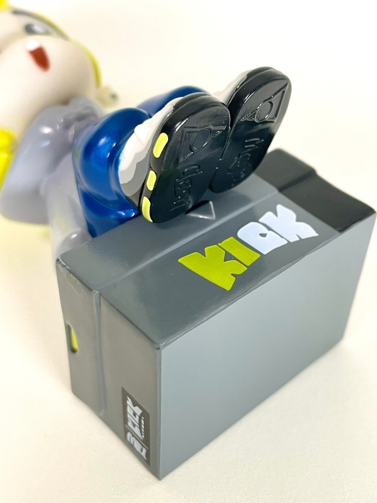 完売】Sit Gal KICKちゃん（8-Kicks×magodesuカラー）ソフビ