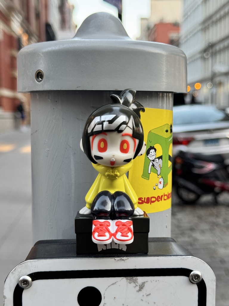 Sit Gal KICKちゃん（中央町戦術工芸mk-ll） ソフビ