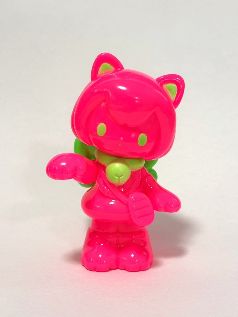 かわいいおきもの　まねきねこ「ネオン」ソフビ