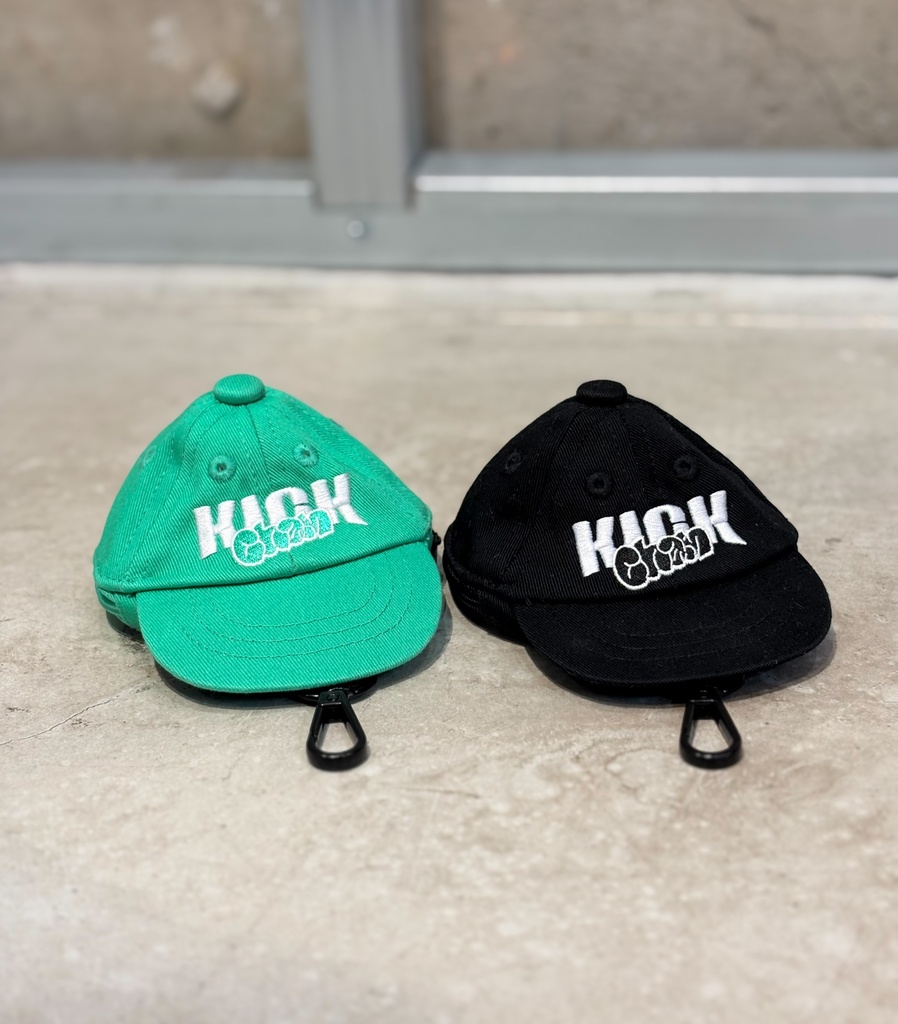KICKちゃんロゴ刺繍キャップポーチ