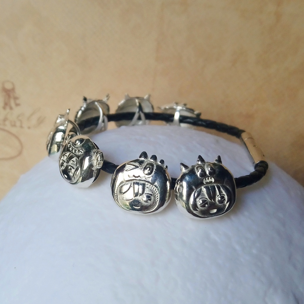 アイナナモン シルバーチャーム