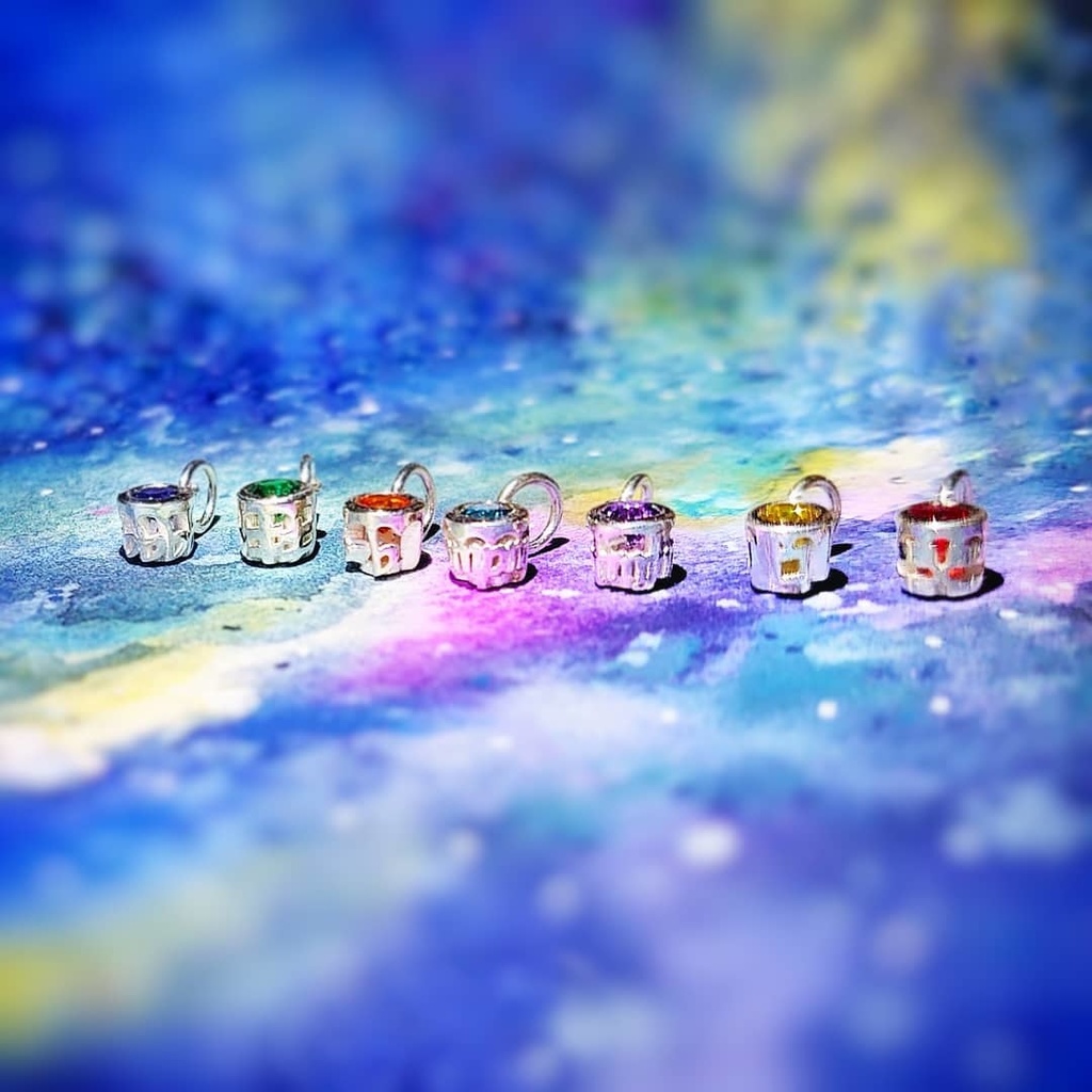 アイナナ 一粒小さいシルバーペンダント