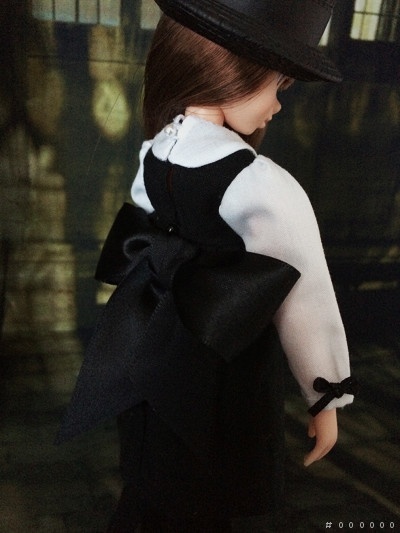 【受注】回廊 - 少女 -