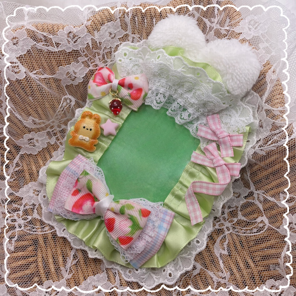 いちごたっぷりうさぎさんトレカケース 【B8サイズ】