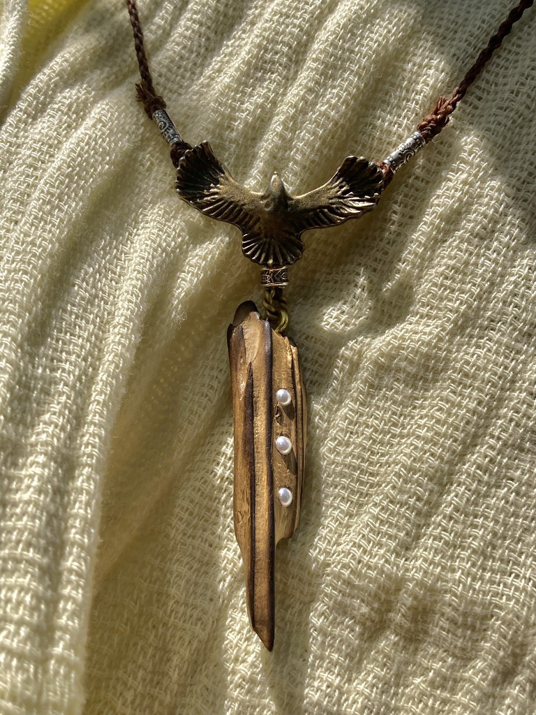 《風の爪》The Wind’s Claw — 精霊“シレア(Shirea)”の装身具