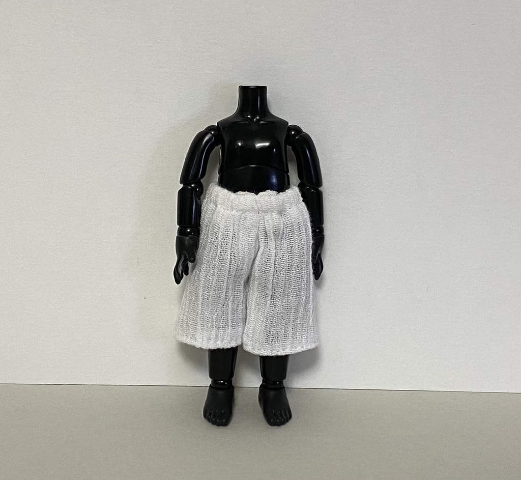 プリーツ風ワイドパンツ