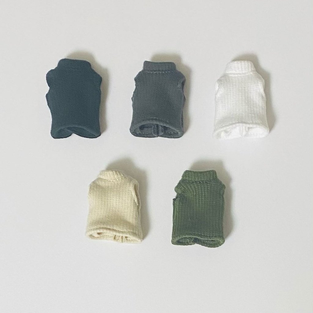 ノースリーブタートルネック