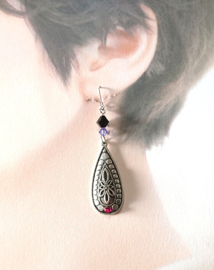 サムのイメージピアス