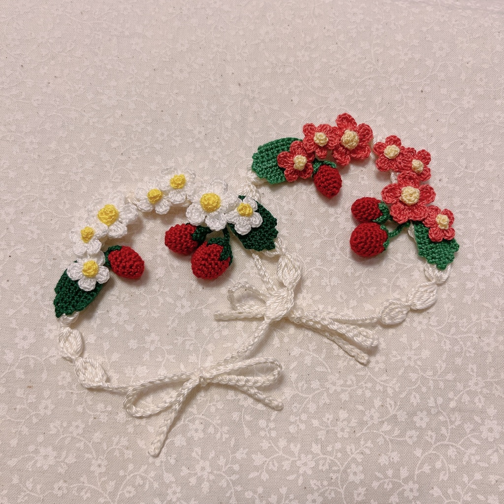 いちごの花かんむり